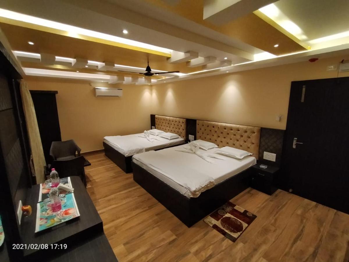 Sweet Hotel